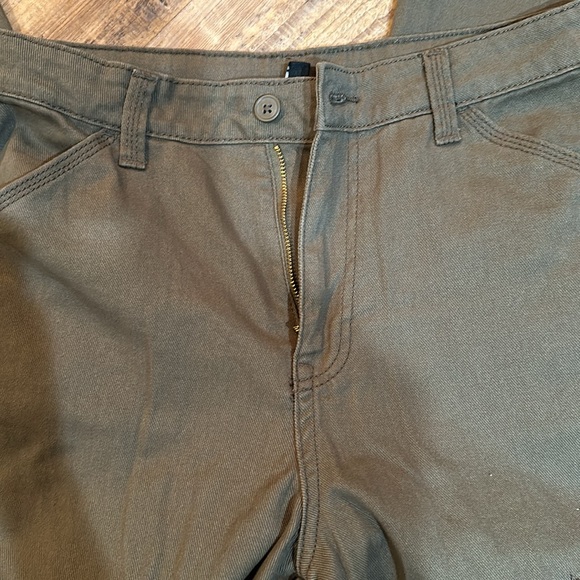 H&M Olive Cargo pants, Size 2 - Picture 4 of 4